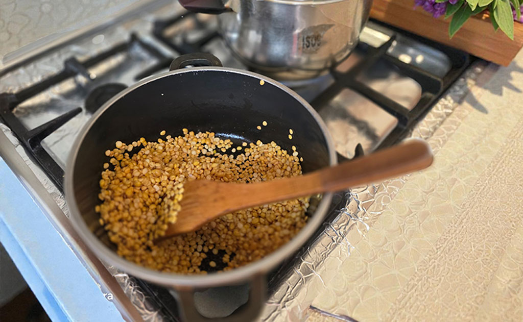 Chickpea stew, minced meat