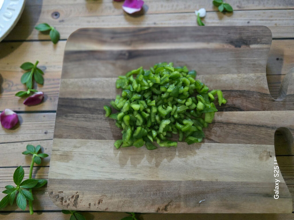 Chopped bell pepper